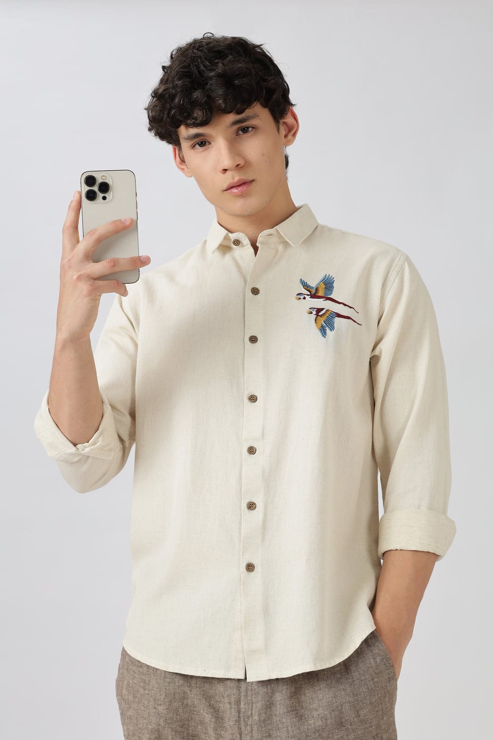 parrot embroidery shirt